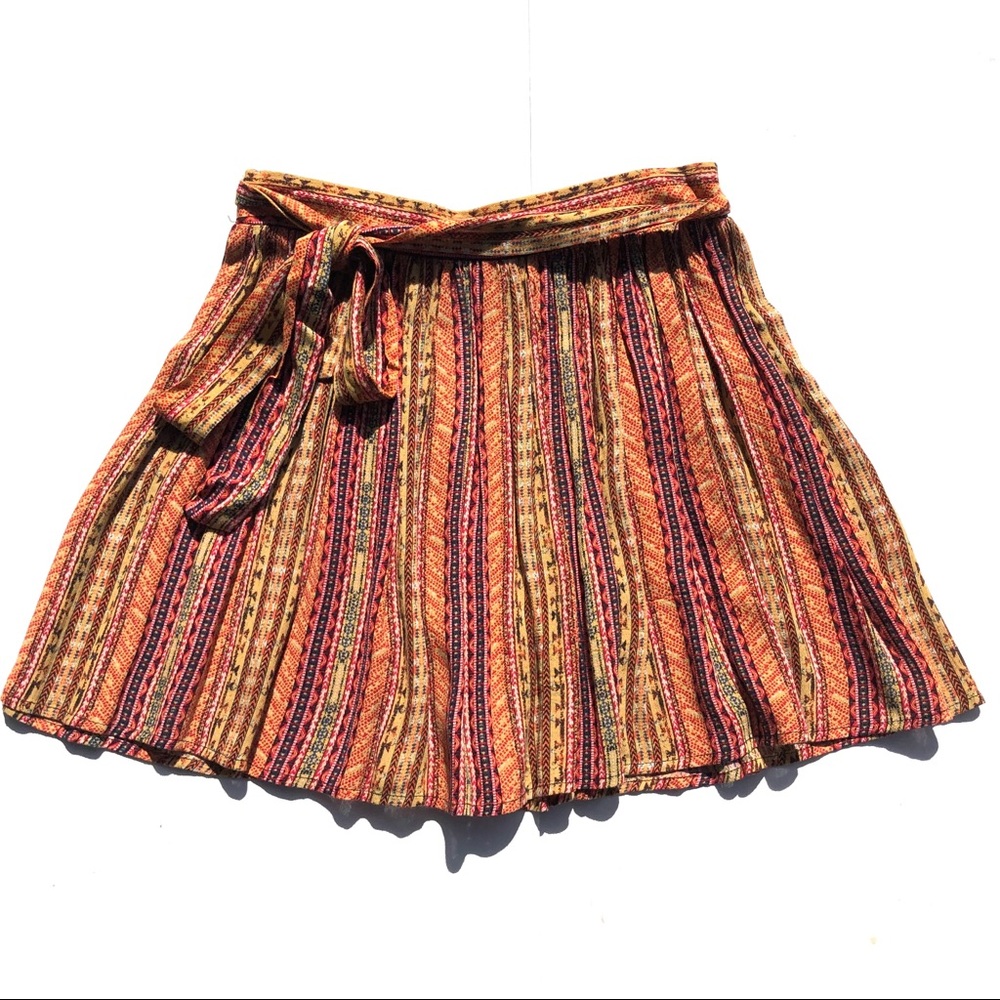Forever 21 Printed Flowy Skirt Size Small
